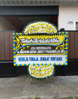 Papan Bunga Duka di Ampari