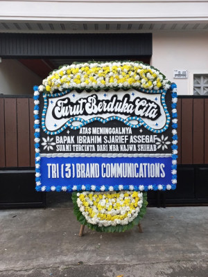 Papan Bunga Duka di Ampari